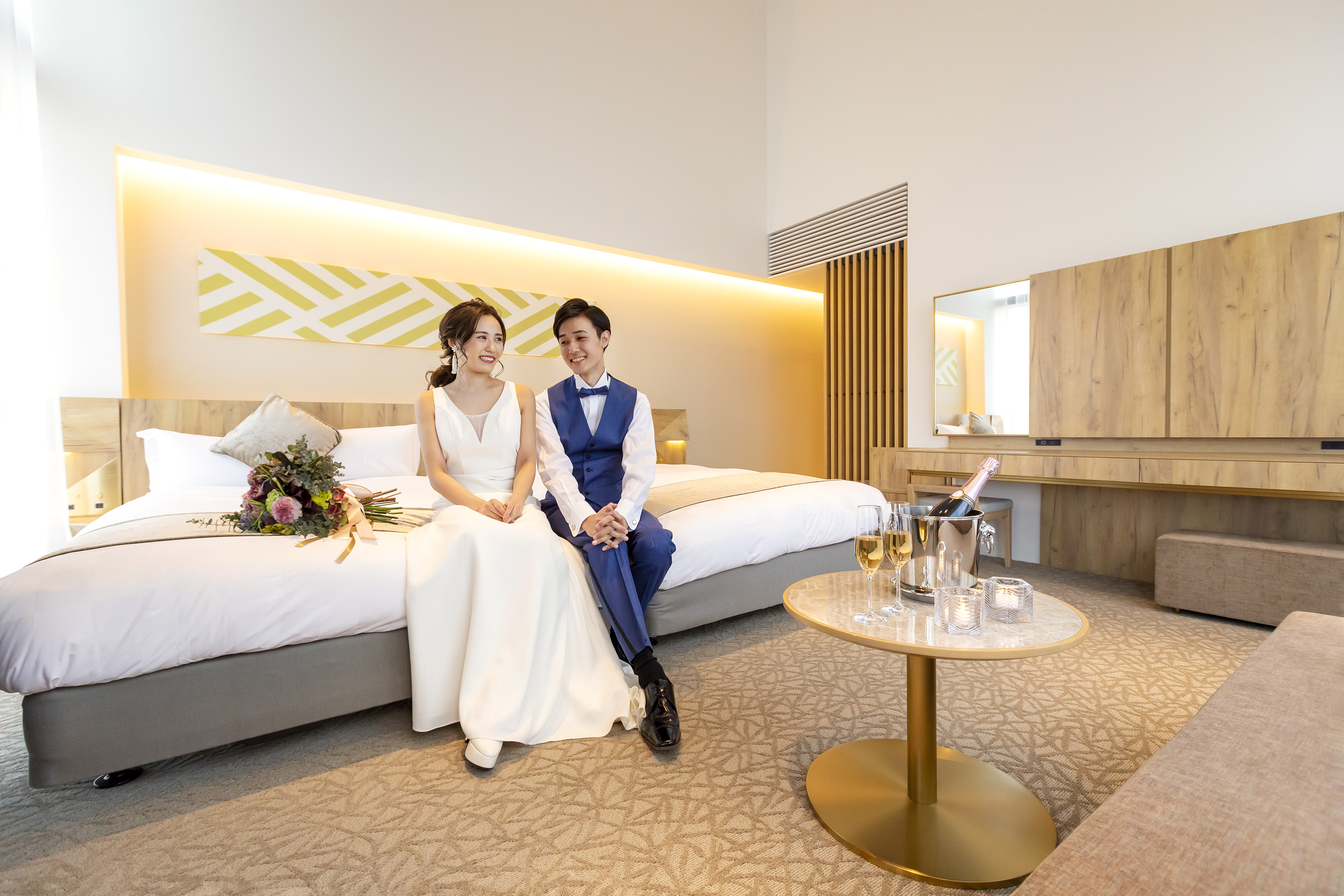 【先着2組限定】NEW HOTEL TOURS